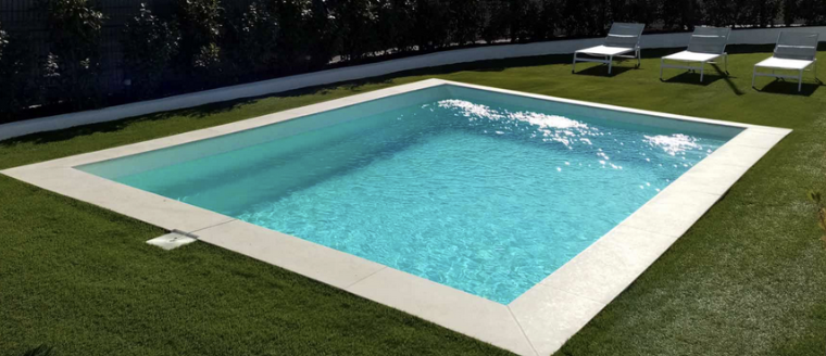Pose d'une piscine Mini-Karé